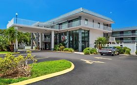 Quality Inn & Suites At Tropicana Field